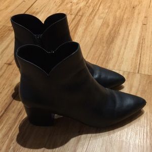 Cole Haan Black Heels (worn once)